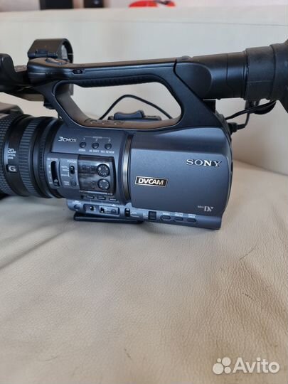 Профессиональная видеокамера sony dvcam