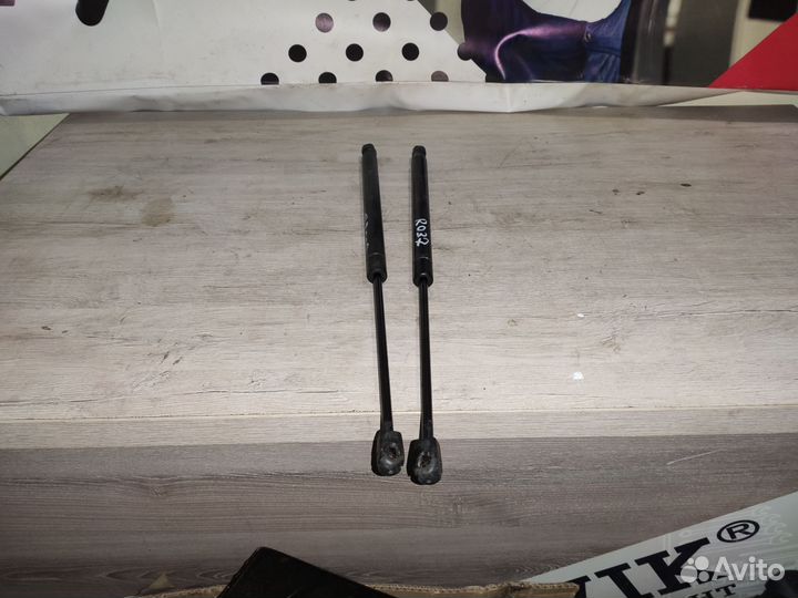 Амортизатор багажника Додж Калибр Dodge Caliber