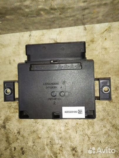 Блок электомехан. стояночного тормоза Audi A4, A5