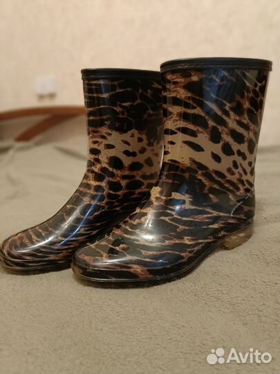 Детские резиновые сапоги
