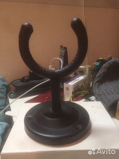 Держатель для гитары