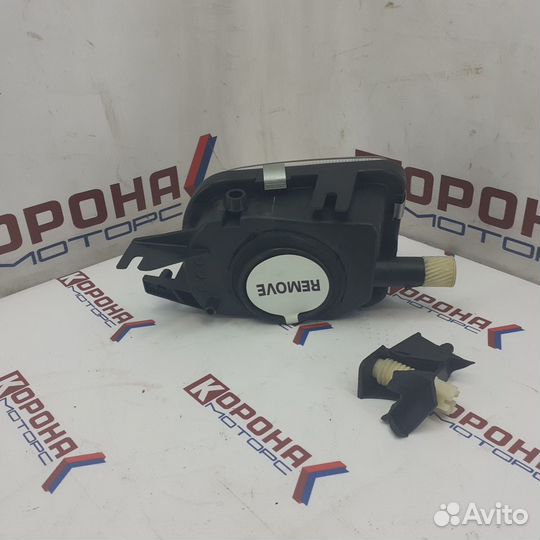 Фара противотуманная правая mercedes C220