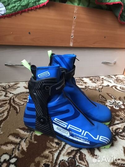 Лыжные ботинки spine