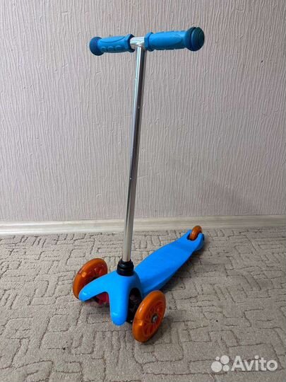 Детский самокат