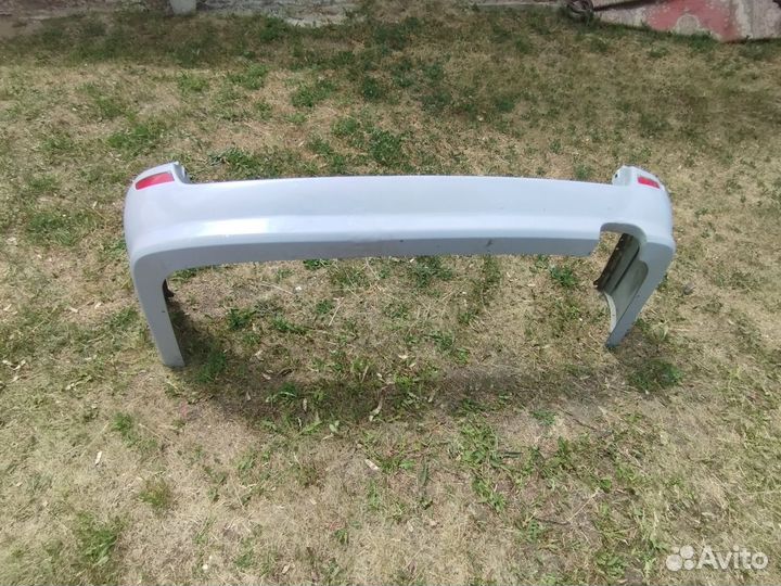 Задний бампер