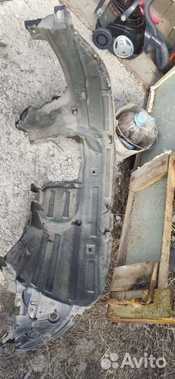 Renault koleos подкрылок/локер