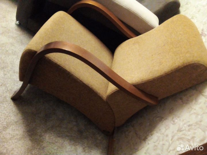 Мягкое кресло