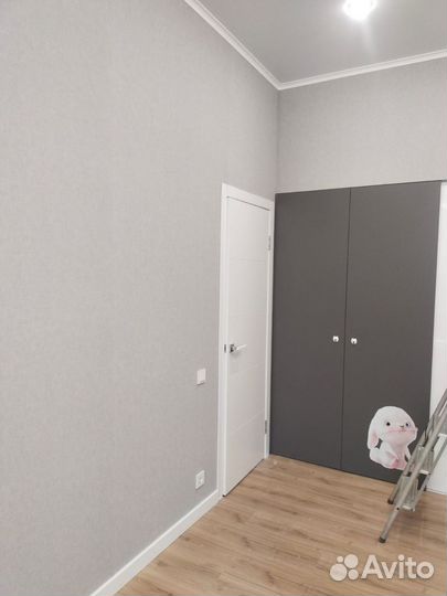 Поклейка обоев