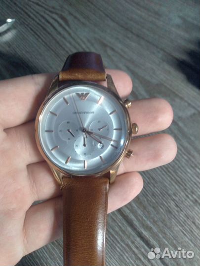 Часы Emporio Armani