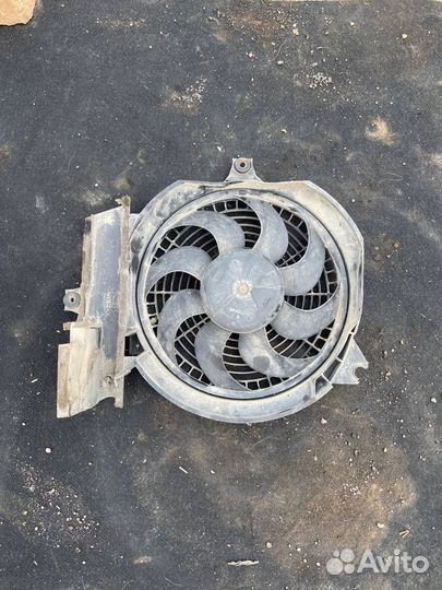Вентилятор кондиционера Hyundai Santa Fe 1