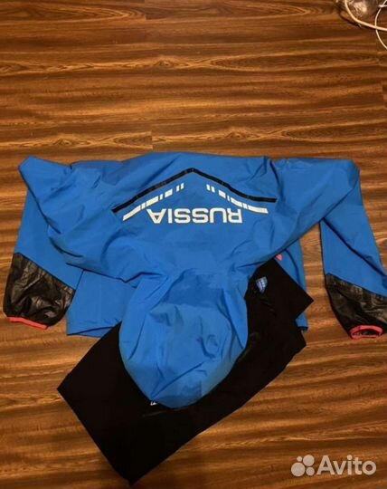 Ветрозащитный спортивный костюм KV+