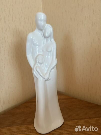 Фарфоровые статуэтки