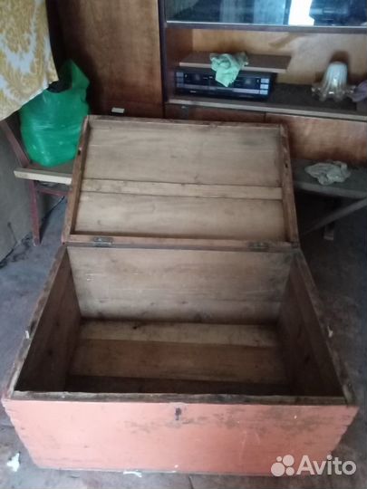 Продам Сундук старинный