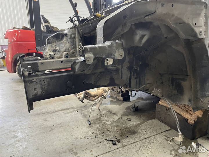 Б/У Лонжерон передний левый 646053Z000 Hyundai-KIA