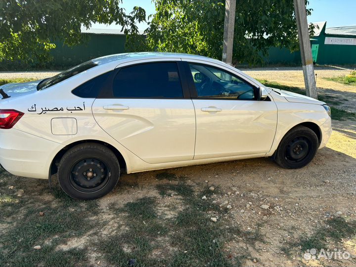 LADA Vesta 1.8 AMT, 2017, 200 000 км