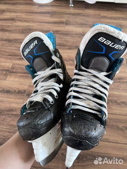 Хоккейные коньки детские bauer