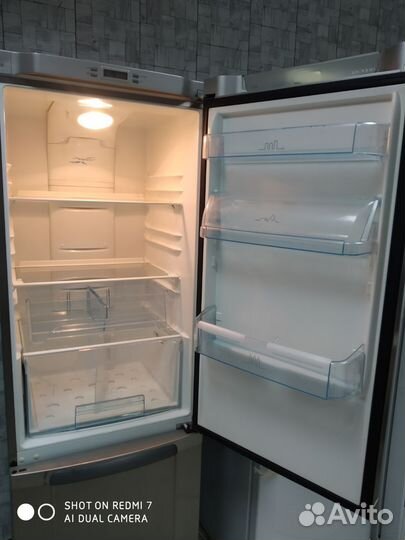 Холодильник electrolux