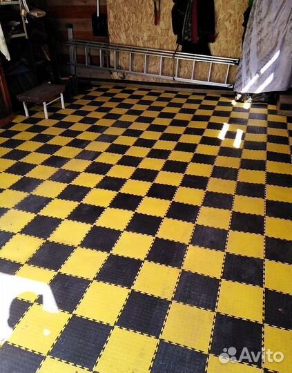 Модульное напольное покрытие для гаража