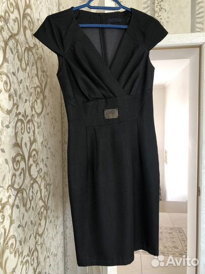 Платье офисное 42-44