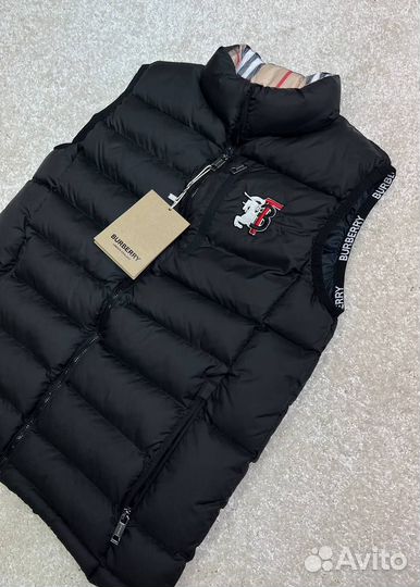 Стильная жилетка Burberry для активных 46-52