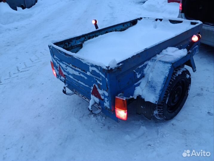 Прицеп на легковой автомобиль