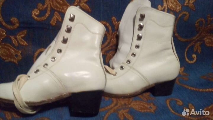 Коньки фигурные детские