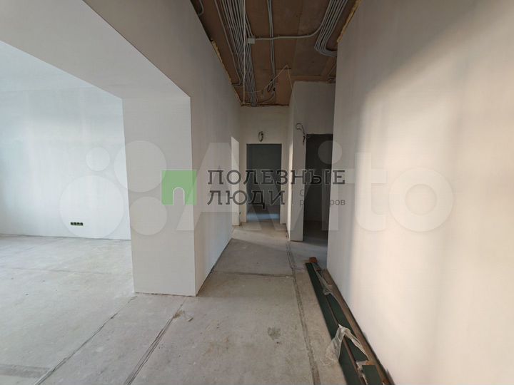 3-к. квартира, 92 м², 5/5 эт.