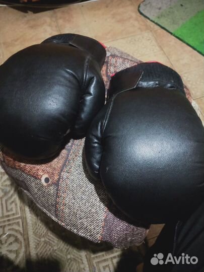 Боксерские перчатки взрослые