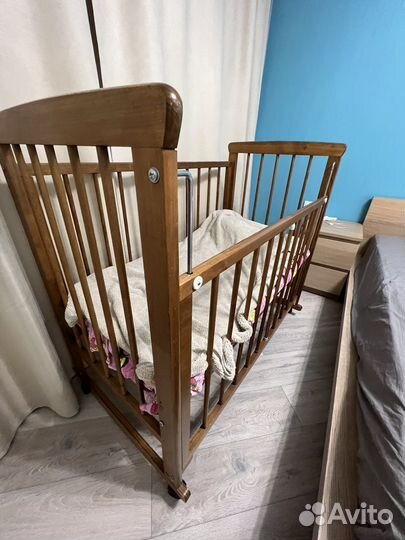 Детская кроватка