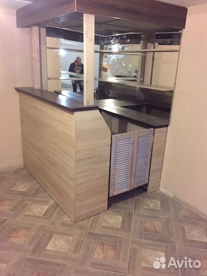 Барная стойка витрины ресепшн