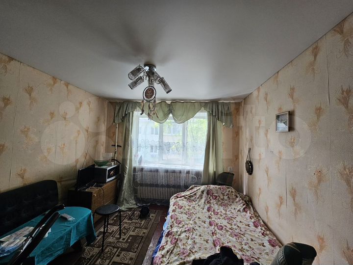 Комната 14 м² в 1-к., 5/5 эт.