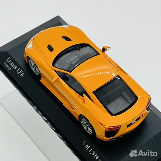 Lexus LFA 2011 Minichamps 1:43