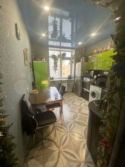 3-к. квартира, 80 м², 5/16 эт.