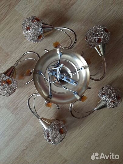 Люстра подвесная потолочная