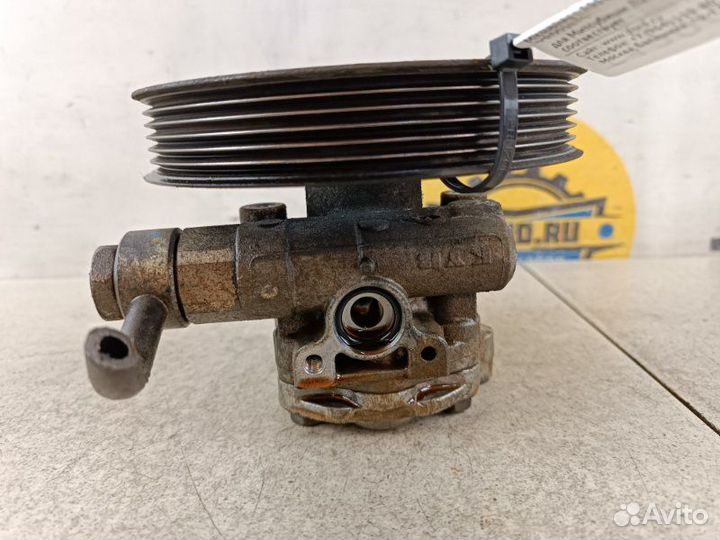 Насос гидроусилителя Mitsubishi L200 KB4T 2.5 TD