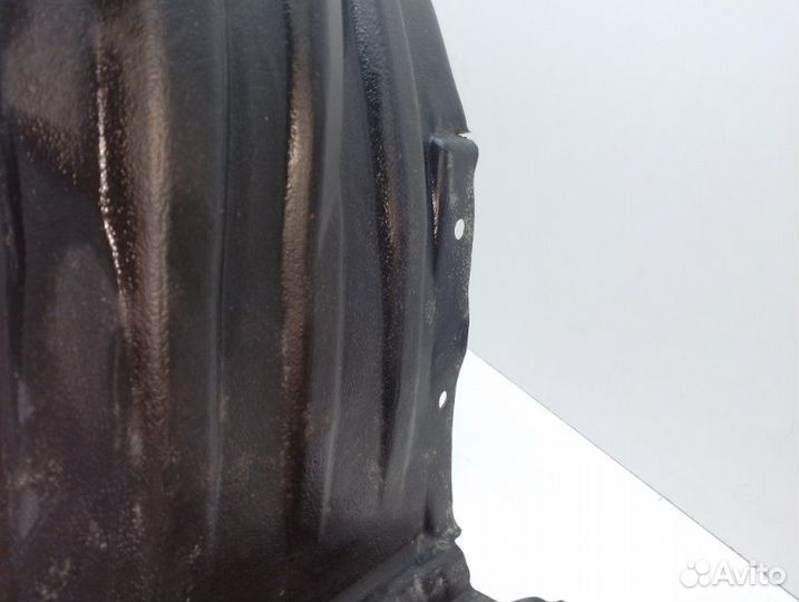 Подкрылок передний правый Mitsubishi Grandis NA4W