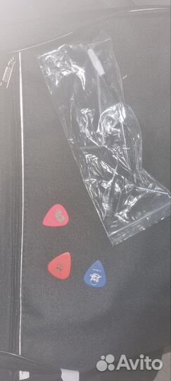 Электрогитара