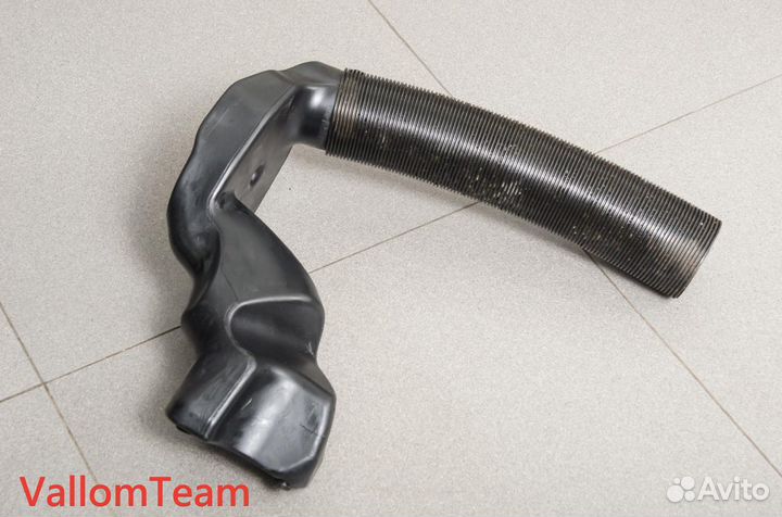 Лот SD3-51 Воздуховод гидроцикла BRP RXT 260