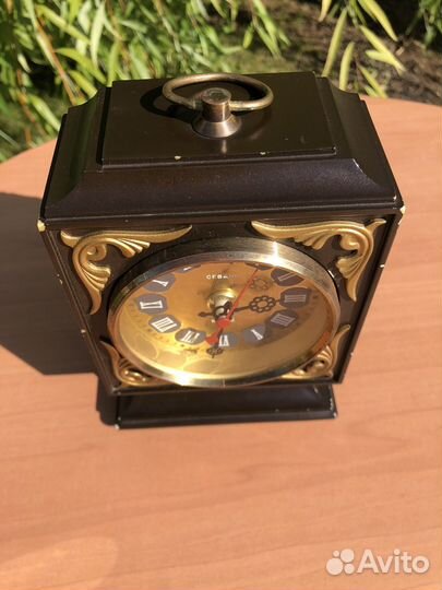 Старинные настольные часы СССР 