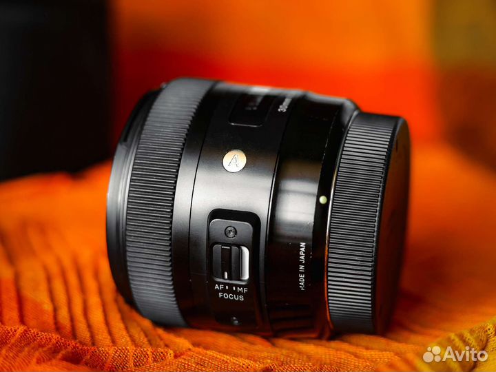 Объектив Sigma 30mm f/1.4 Art (Canon)