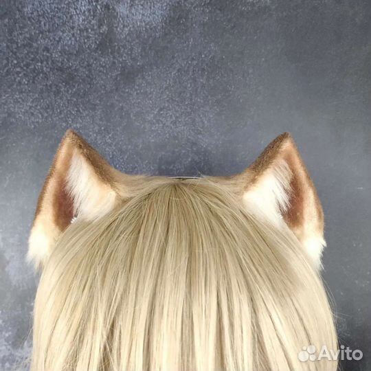 Бежевые кошачьи ушки на ободке