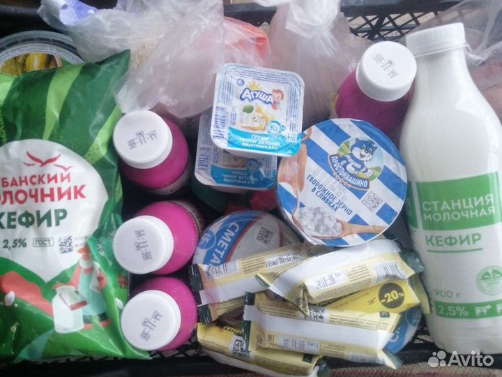 Молочные продукты, хлеб, на корм животным