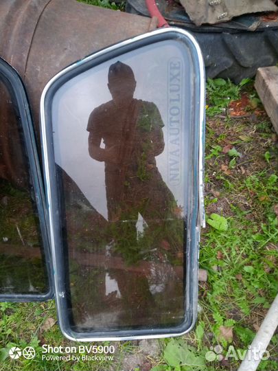Задние боковые стекла шелкографией ваз 21213 нива