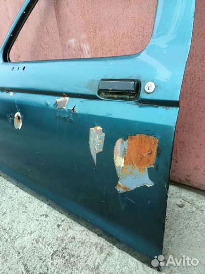 Дверь левая Ford Bronco 2