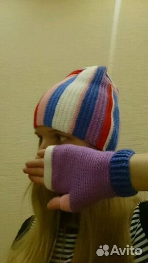 Шапка и митенки ручной работы