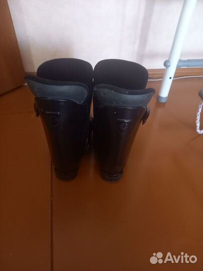 Горнолыжные ботинки