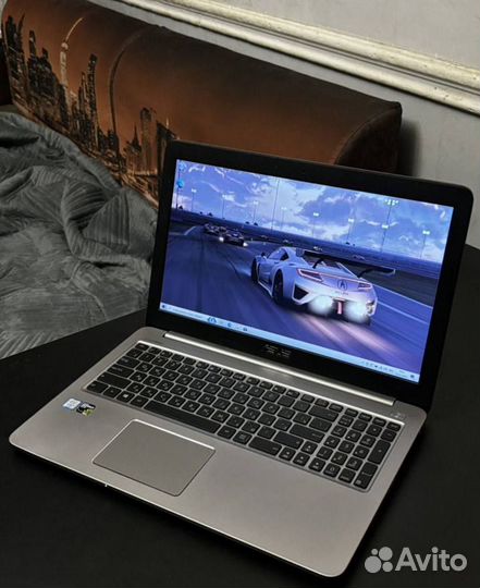 Игровой ноутбук asus GTX950 i7 6th