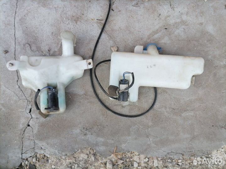 Бачок омывателя заднего стекла Kia Sportage 1