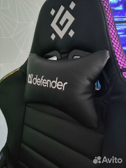 Игровое кресло Defender с RGB подсветкой