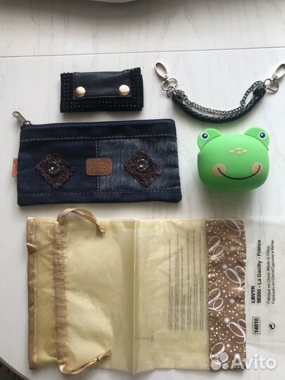 Массажер,расческа,кошелек, косметички и др